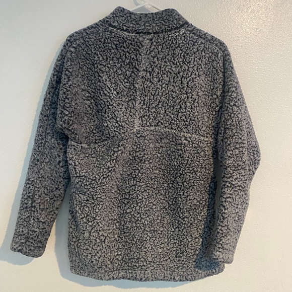 NWOT Time and Tru Womans XS Fuzzy Sweater - Picture 2 of 3